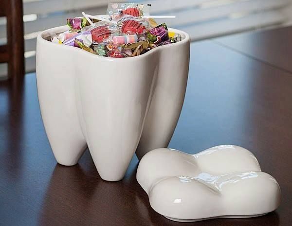 tooth-shape-white-unusual-cookie-jars-600x465